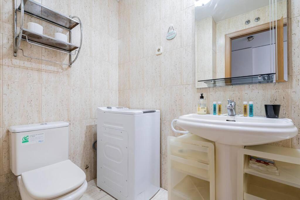Cozy Family Apartment Tetuan/Estrecho B.M7 Мадрид Екстериор снимка